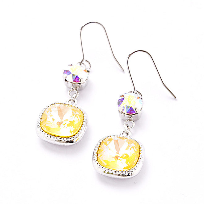 二粒スイングピアス